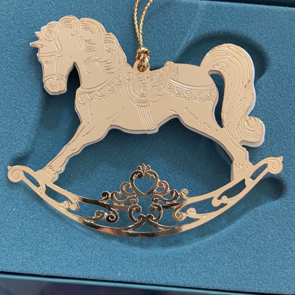 Lenox Gold & Cream Vintage Rocking Horse Ornament - Picture 4 of 7